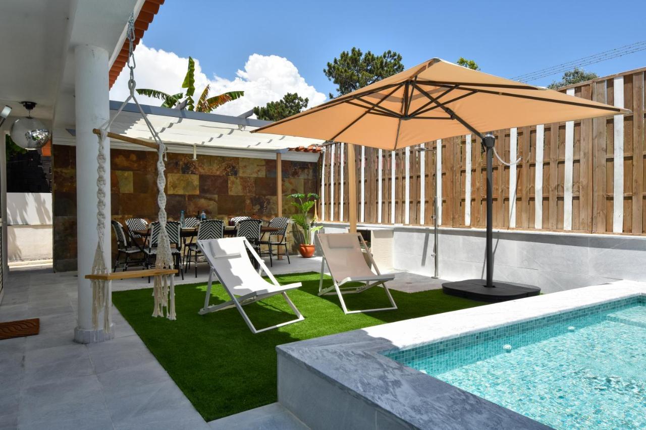 Aroeira Villa With Heated Pool By Golf Course, Beach And Lisbon Экстерьер фото