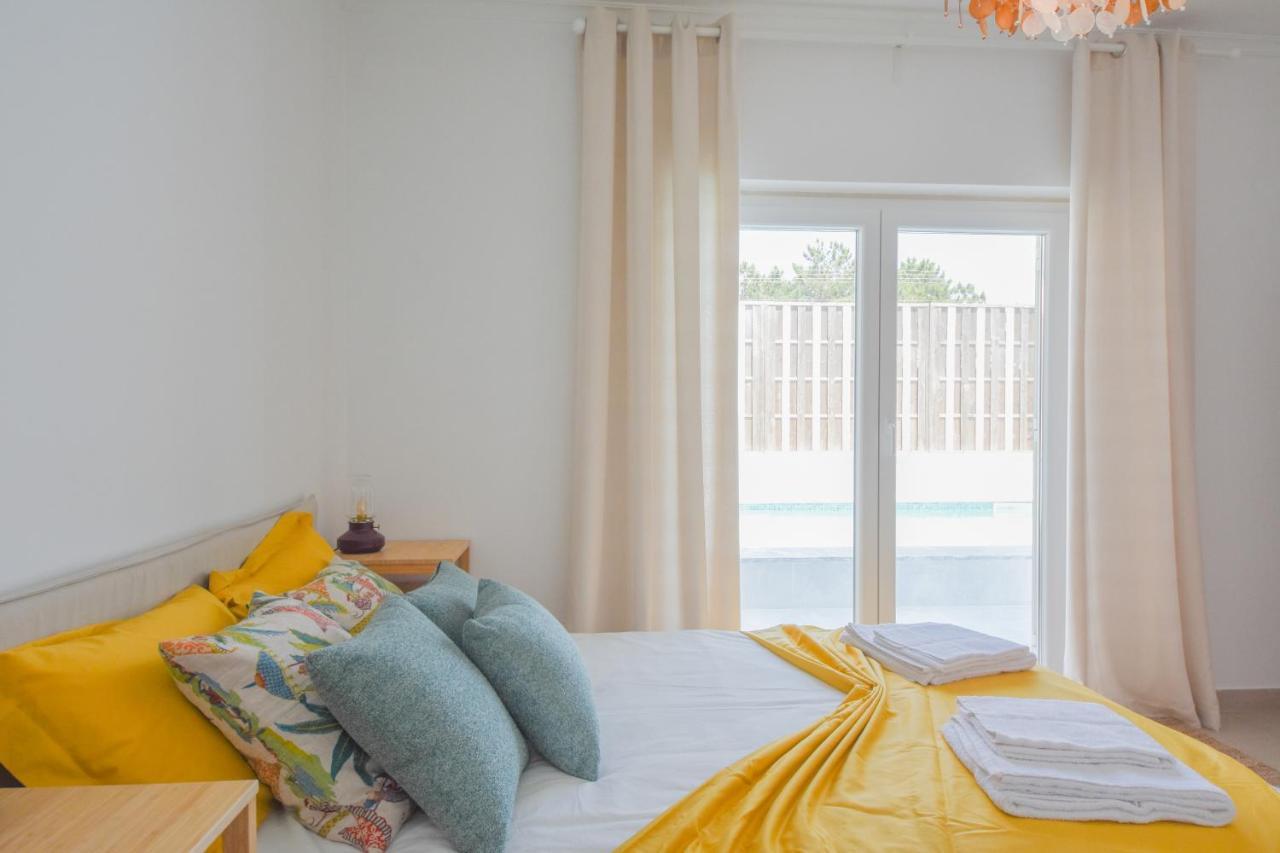 Aroeira Villa With Heated Pool By Golf Course, Beach And Lisbon Экстерьер фото