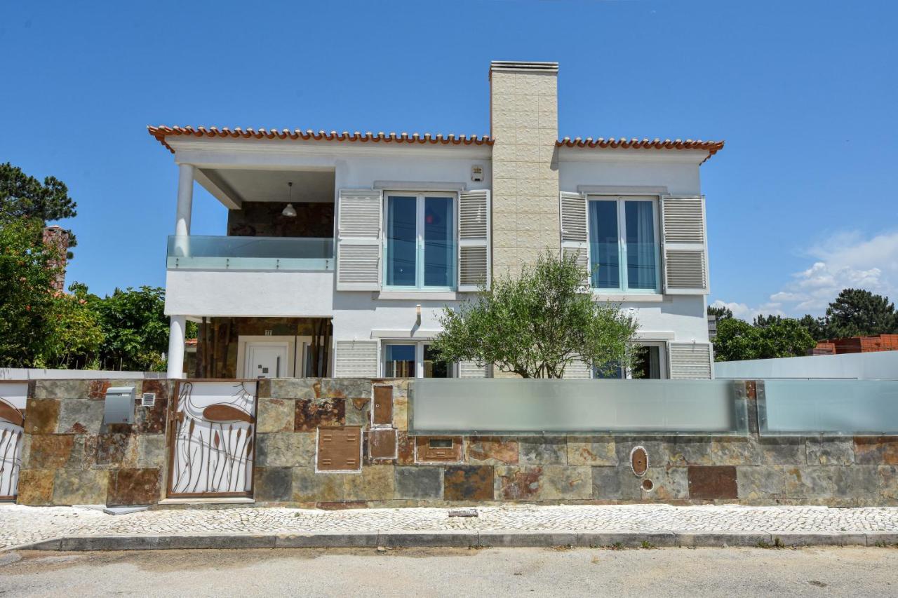 Aroeira Villa With Heated Pool By Golf Course, Beach And Lisbon Экстерьер фото